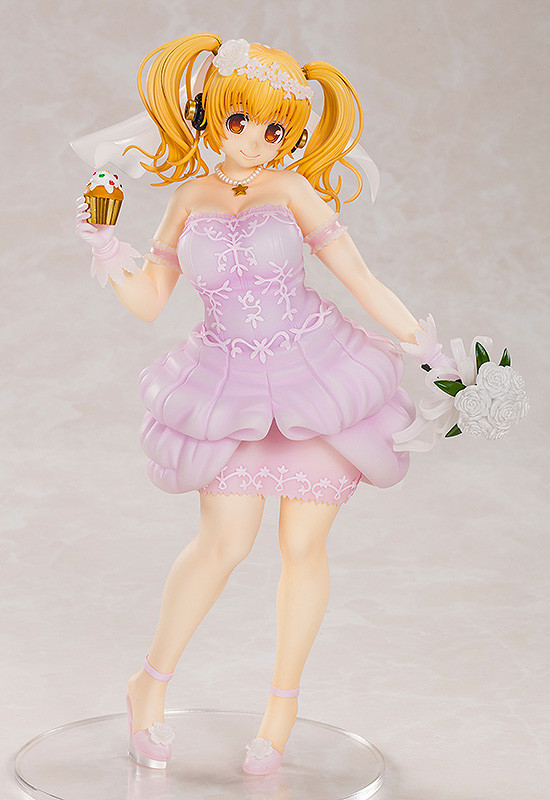 Super Pochaco - Wedding Ver..jpg