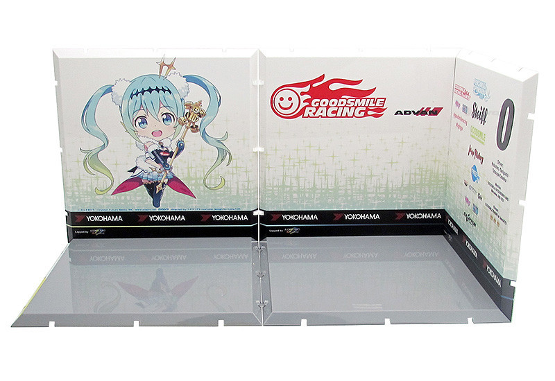 Dioramansion 150 - Racing Miku 2018 (Pit E).jpg