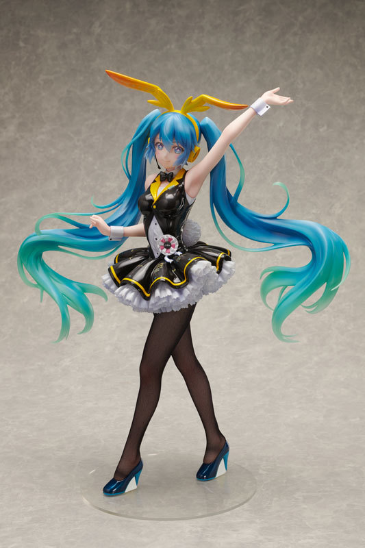 Hatsune Miku My Dear Bunny Ver..jpg