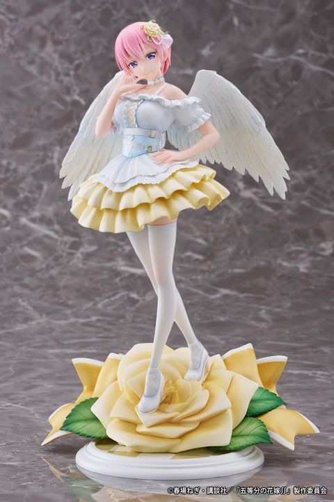 17 Scale Figure Nakano Ichika Angel ver.