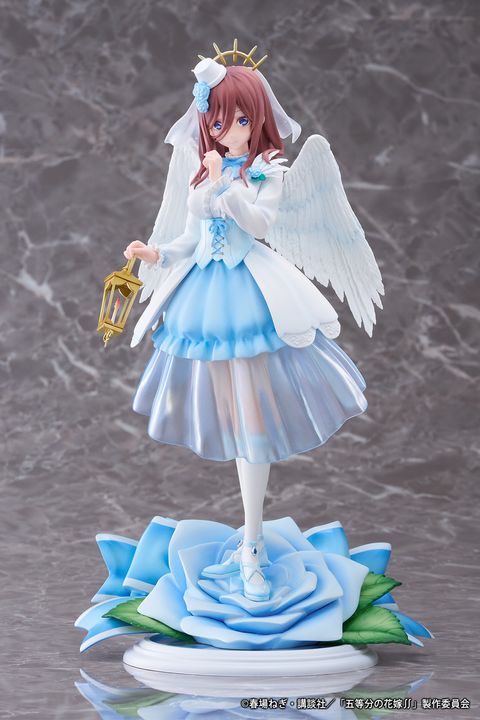 The Quintessential Quintuplets ∬ 17 Scale Figure Miku Nakano Angel Ver.