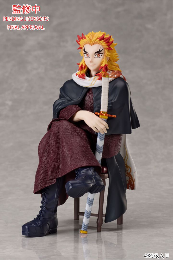 Demon Slayer Kimetsu no Yaiba　Kyojuro Rengoku NON Scale Figure