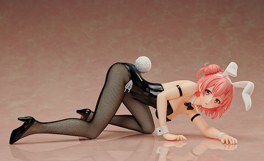 Yui Yuigahama - Bunny Ver..jpg