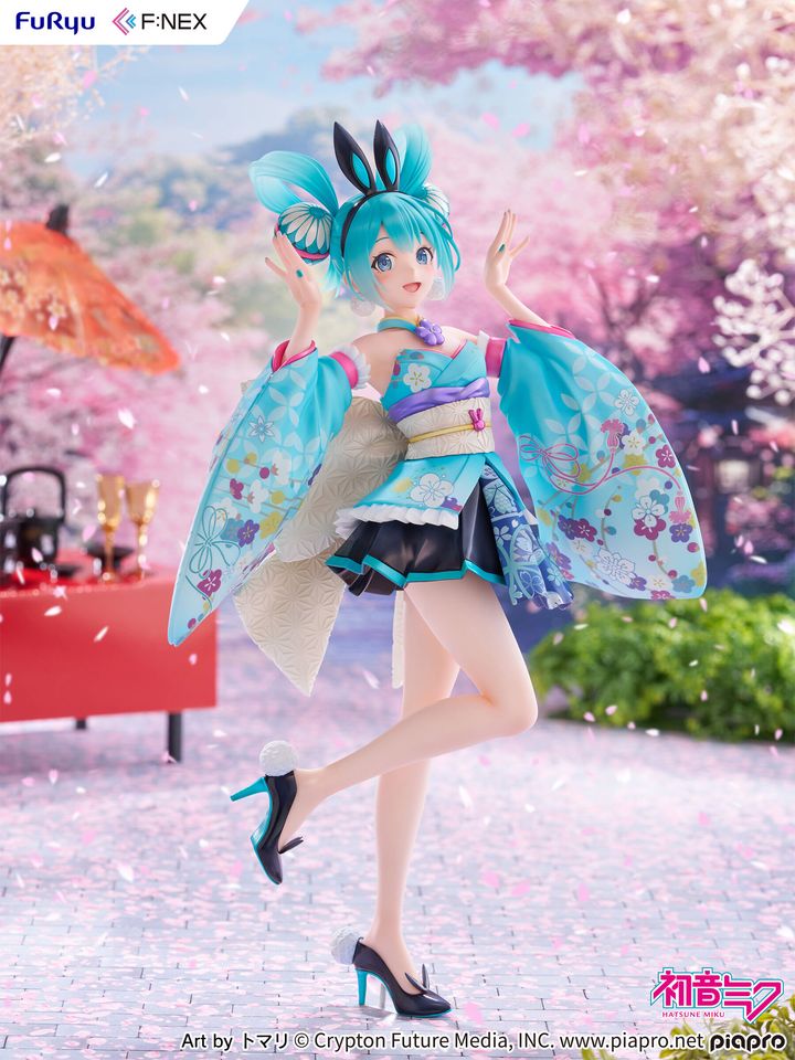 Hatsune Miku Wa-Bunny 17 Scale Figure