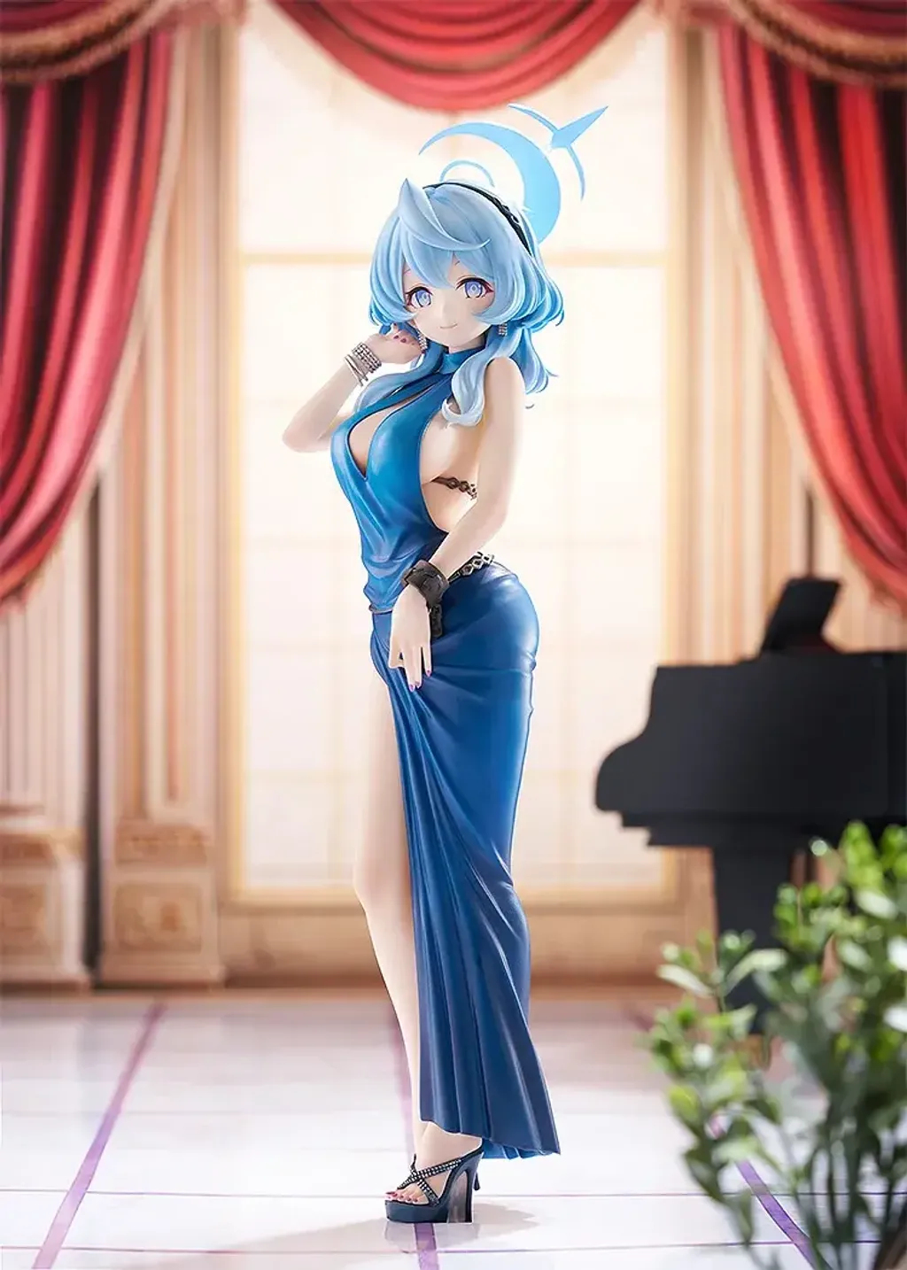 Ako (Dress)