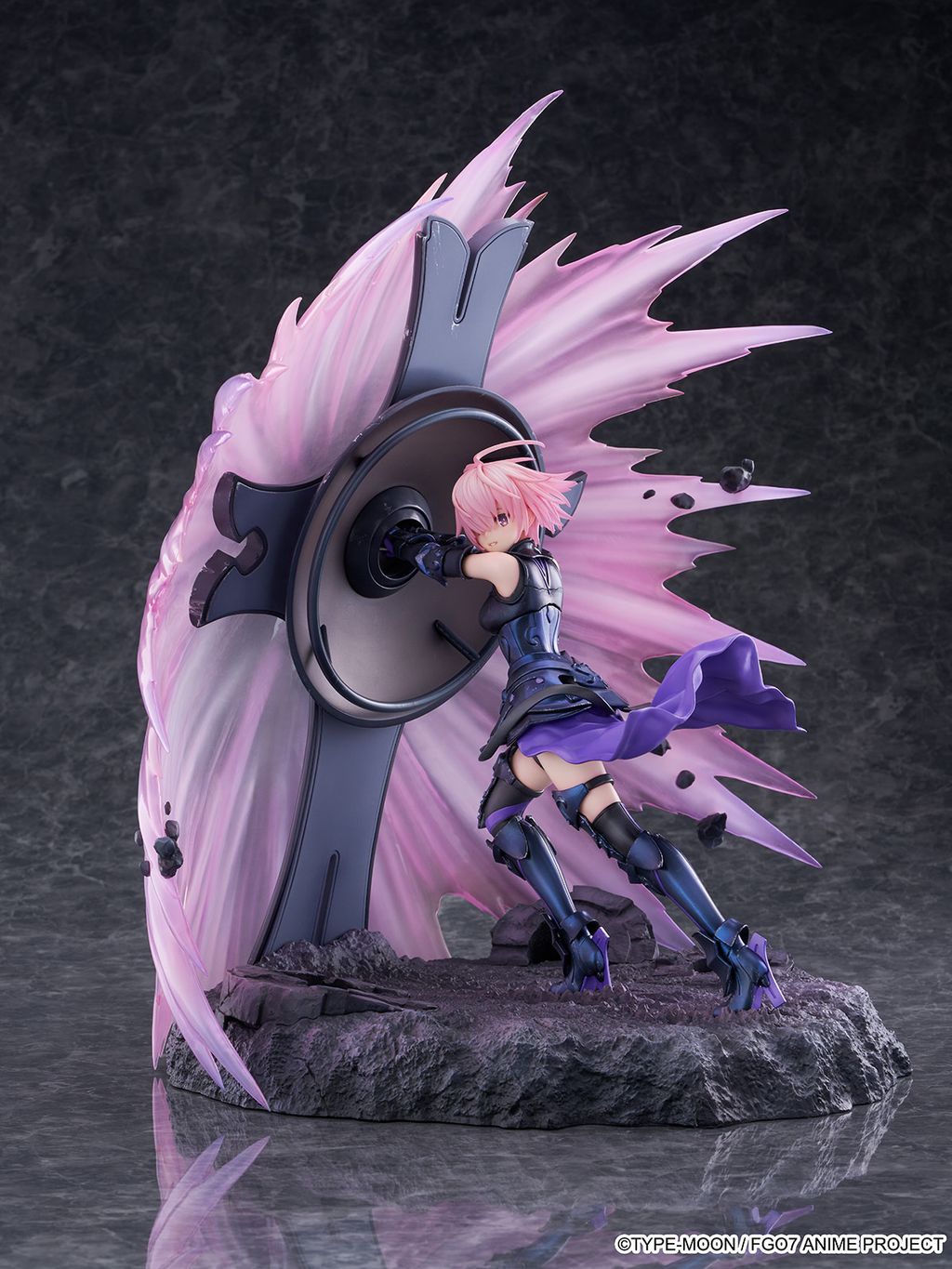 Mash Kyrielight 17 Scale Figure