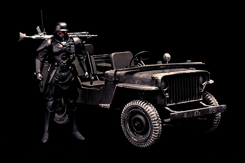 PLAMAX MF-35 - minimum factory PROTECT GEAR with Special Investigations Unit Patrol Vehicle.jpg