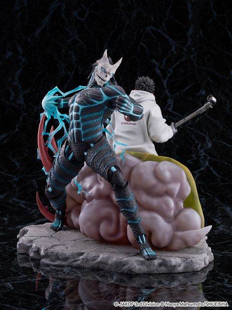 Kaiju No. 8 & Kafka Hibino　17 Scale Figure