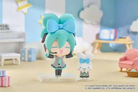 Hatsune Miku x Cinnamoroll Chibi Figure