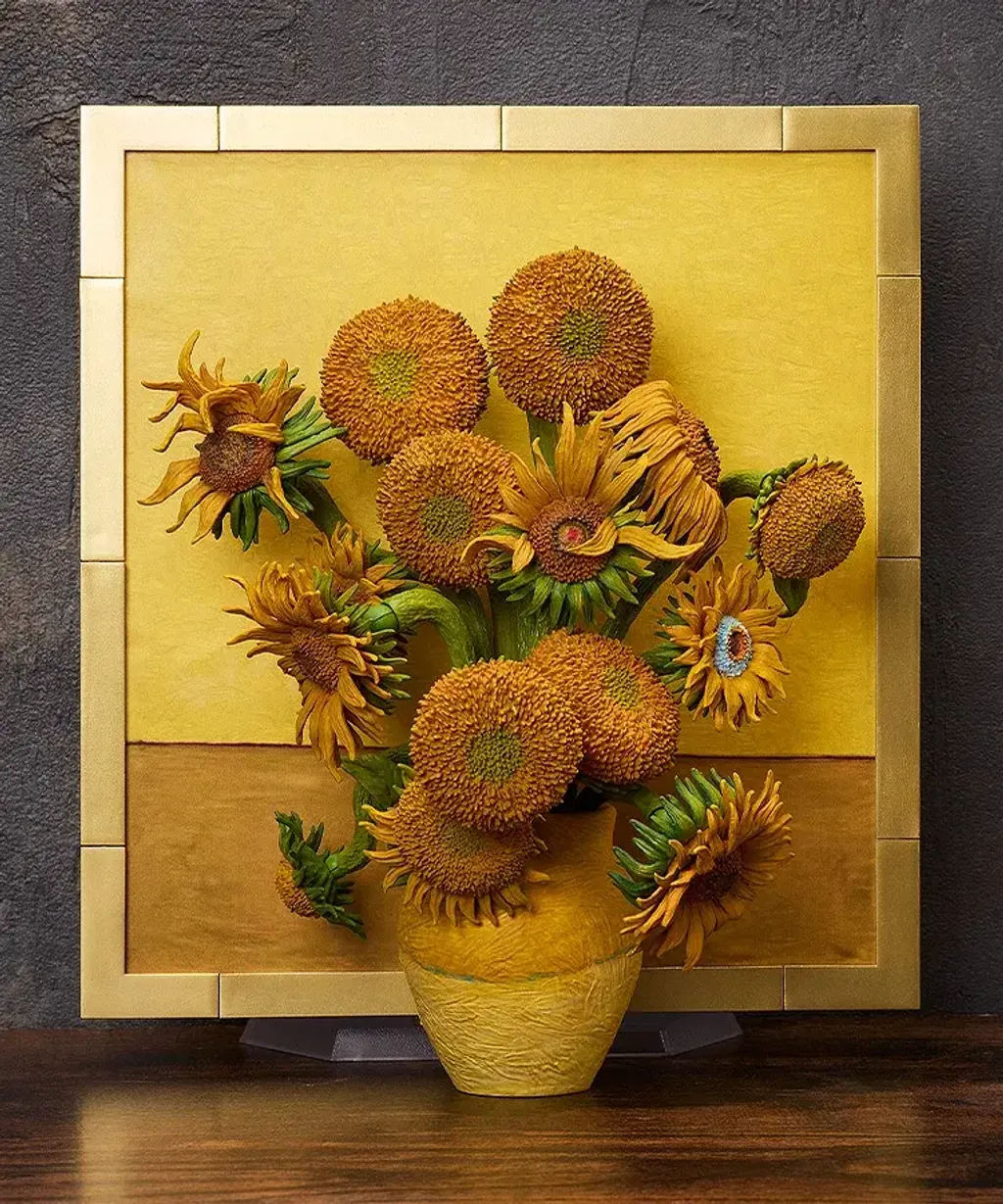 figma Sunflowers by Van Gogh