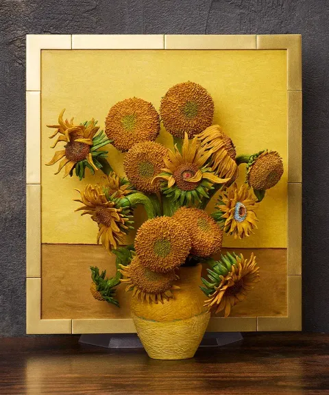figma Sunflowers by Van Gogh