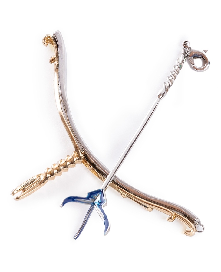 Fate Grand Order Metal Charm Collection Gandiva.jpg