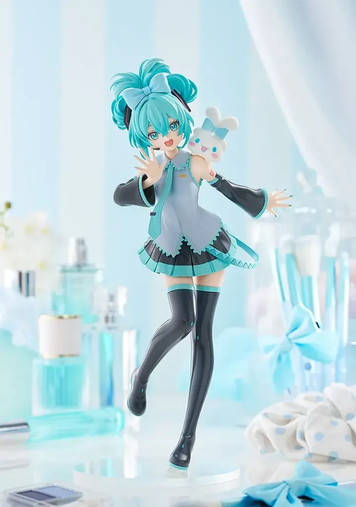 POP UP PARADE Hatsune Miku Cinnamoroll Collaboration Ver. L Size