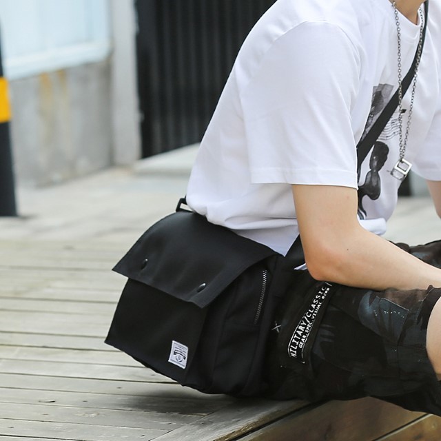 Pre Order Men S Messenger Bag Retro Casual Shoulder Bag Satchel Shoulder Diagonal Bag Sporty Guys Online Store