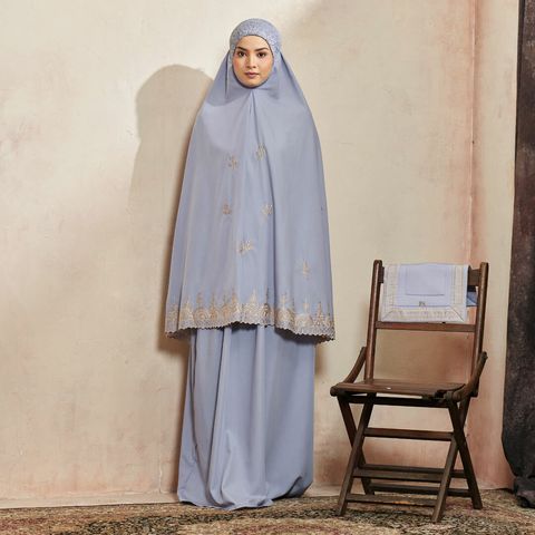 LIGHTBLUE2.jpg