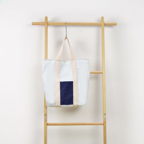 Double-Handle-Tote-Flower-1a.jpg