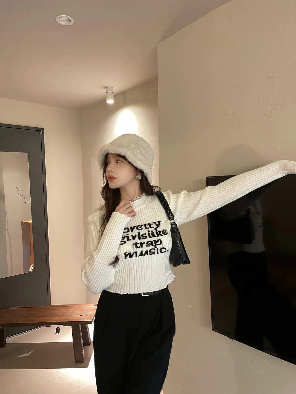 BA4B899D-406C-4B5D-AC17-D2AC8A84284F