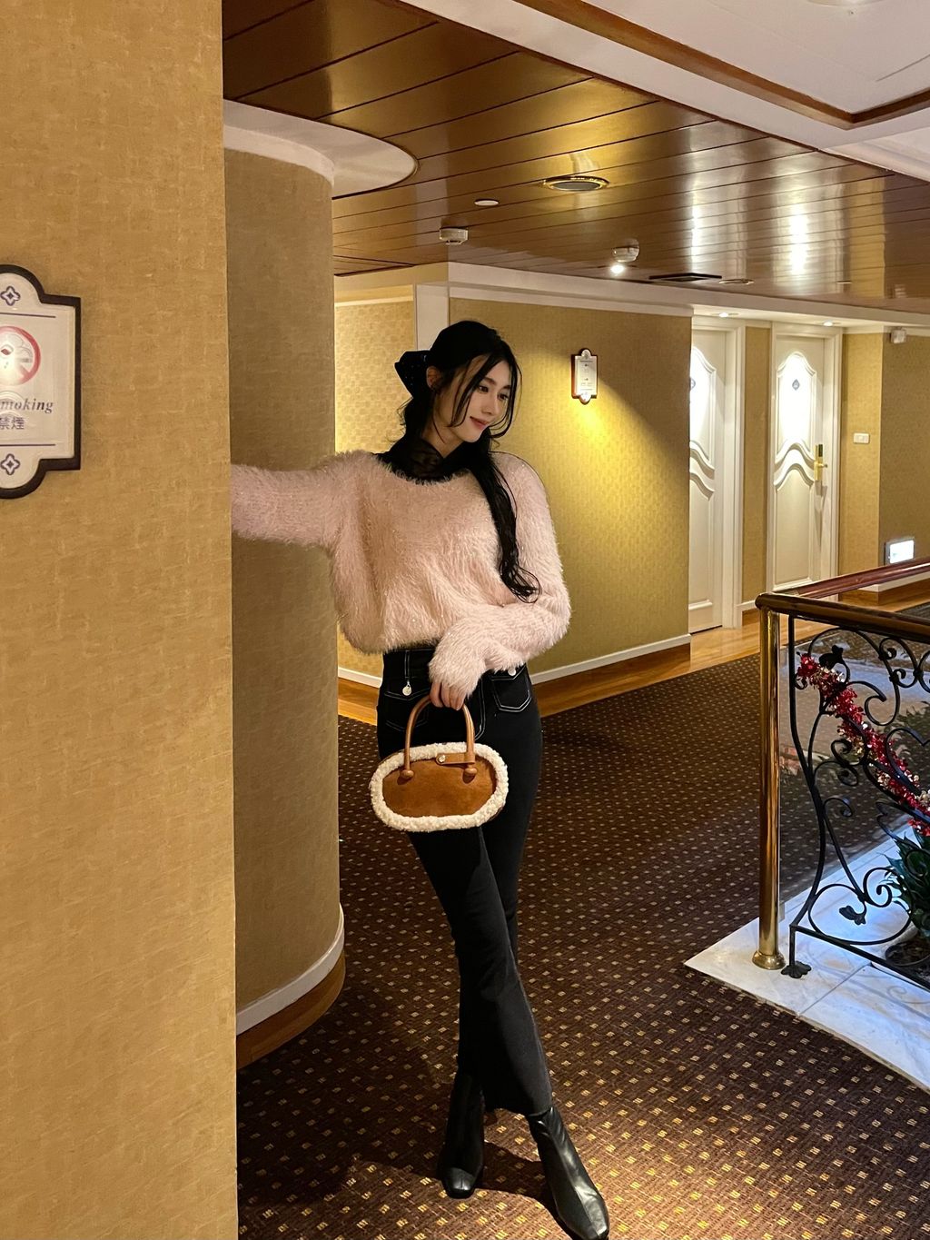 56C50603-EF5C-4A65-8AE5-34BDF0B230F3