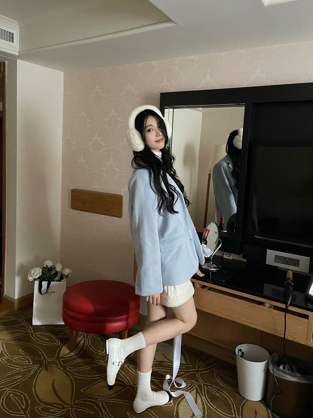 AD5E53C3-7F01-4134-9BB7-521265E59666