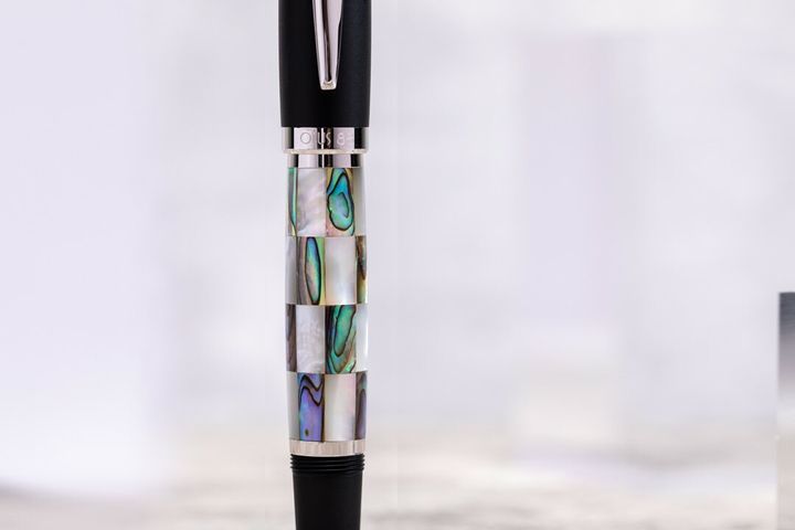 OPUS 88 - Shell-patterned Fountain Pen (dual-use, swipe card reader) - 2