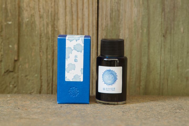 藍濃道具屋 - 水色 30ml 藍染色 鋼筆墨水 