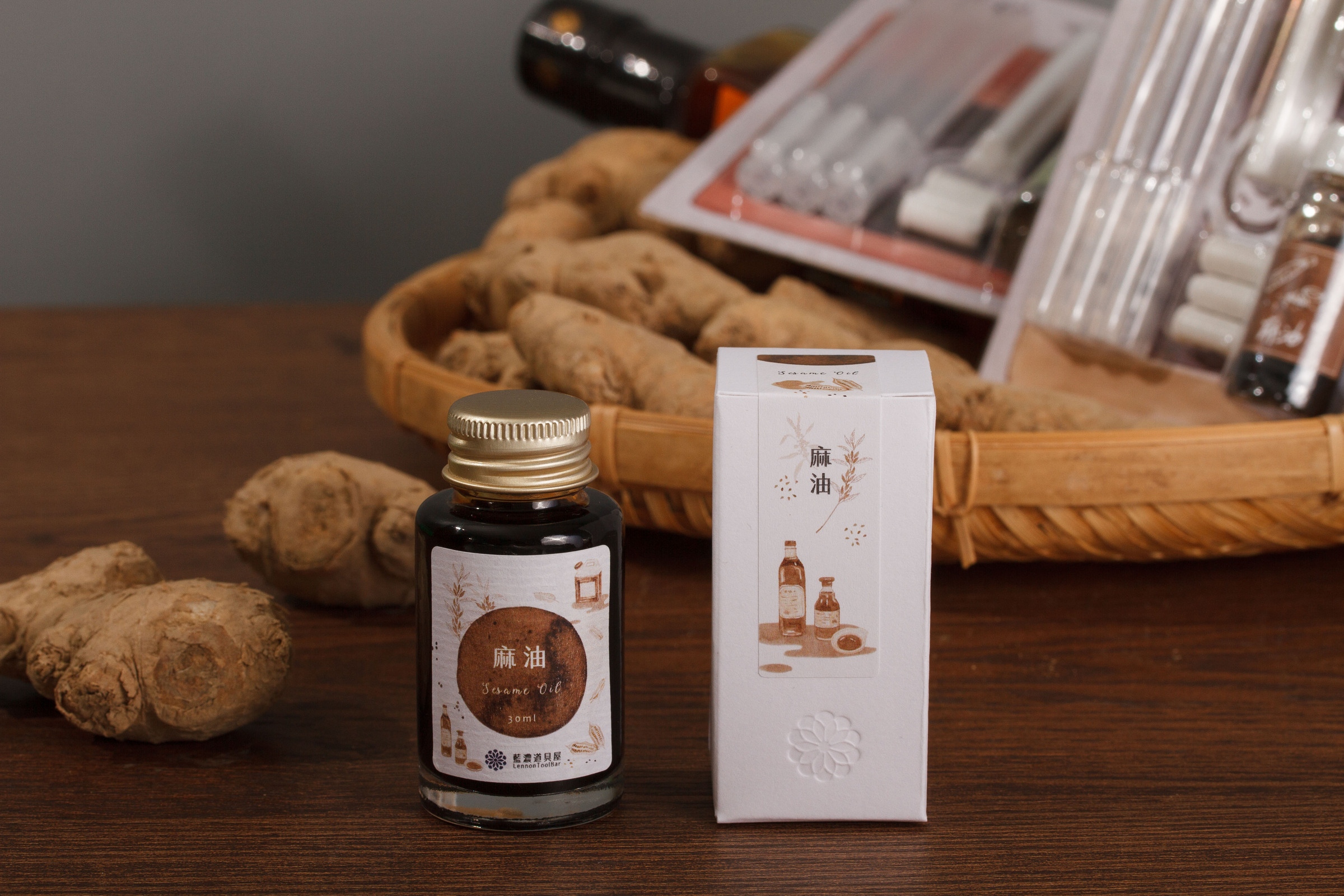 藍濃道具屋 - 麻油 - 2021冬令進補 30ml 瓶裝鋼筆墨水  - 1