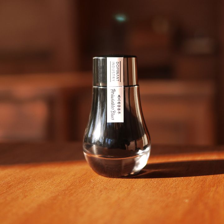 Dominant Industry - 106 長春花藍 25ml 鋼筆墨水