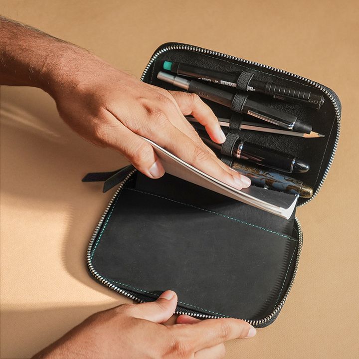 Endless - 5-piece black companion series adjustable top-quality leather pencil case