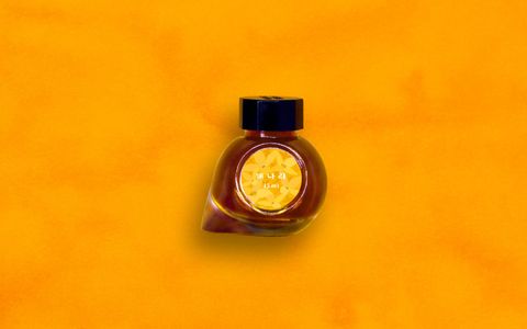 Colorverse No.65 Forsythia 連翹花 Ink Bottle Top View & Yellow Background