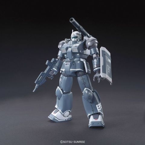 bann10503_1.jpg