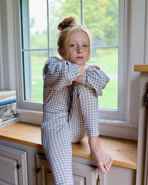 LORNA_02_268copy_7a713328-9485-4acc-a5a3-0260e05b961d_2048x2048