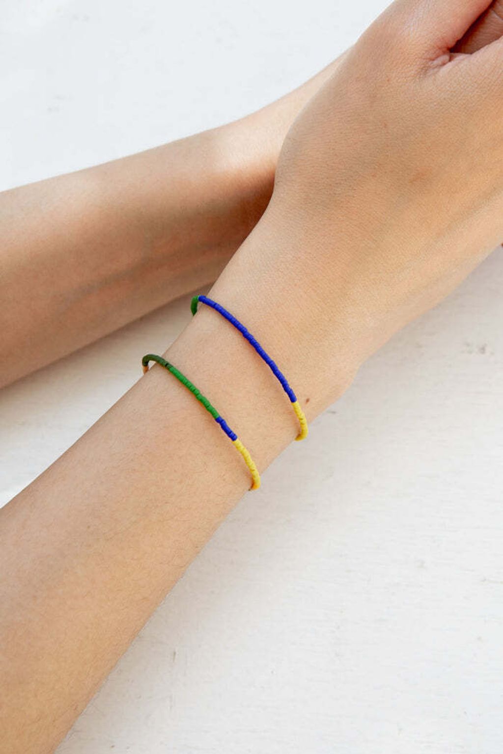 abacus-row-pyramid-bracelet-ocean-002_700x