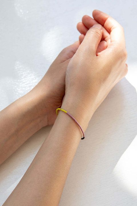 abacus-row-pyramid-bracelet-volcano-001_700x