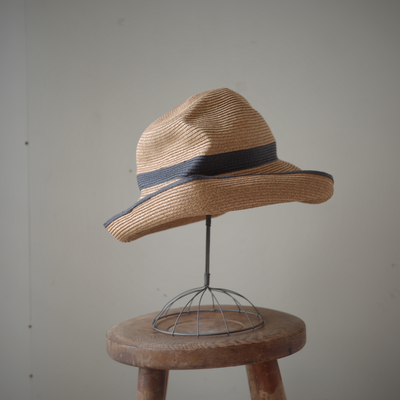 mature ha. - BOXED HAT switch color line wide 11cm brim | mix brown &  charcoal (N101SWWMXCCL)