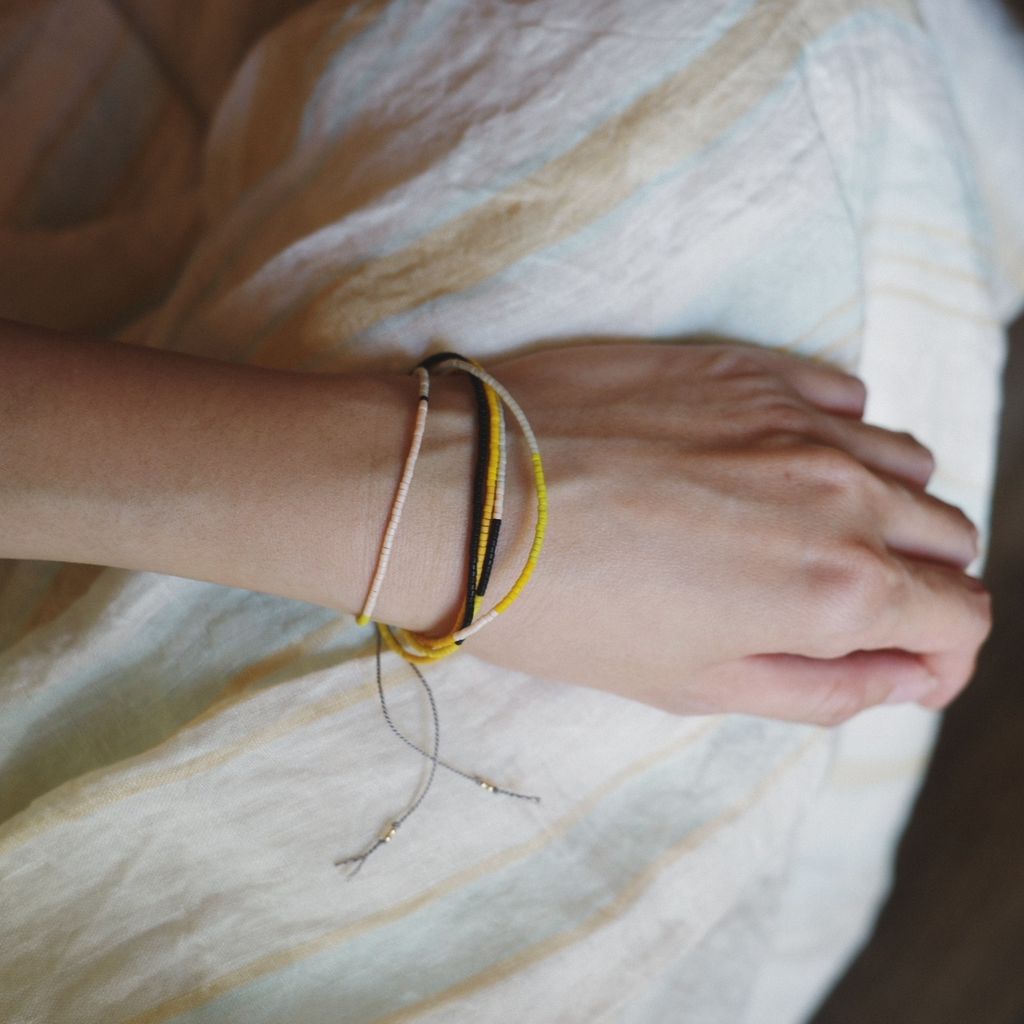 yellow-wrap-02