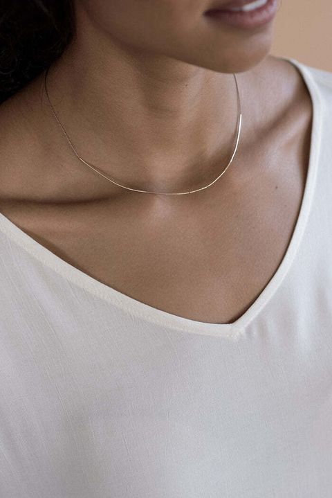 Circinus_Beige_ModelProduct_700x