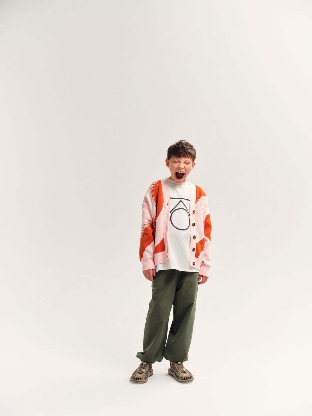S08_019_93708795-8b25-4d1f-8ab5-579ac87c712b_1800x1800