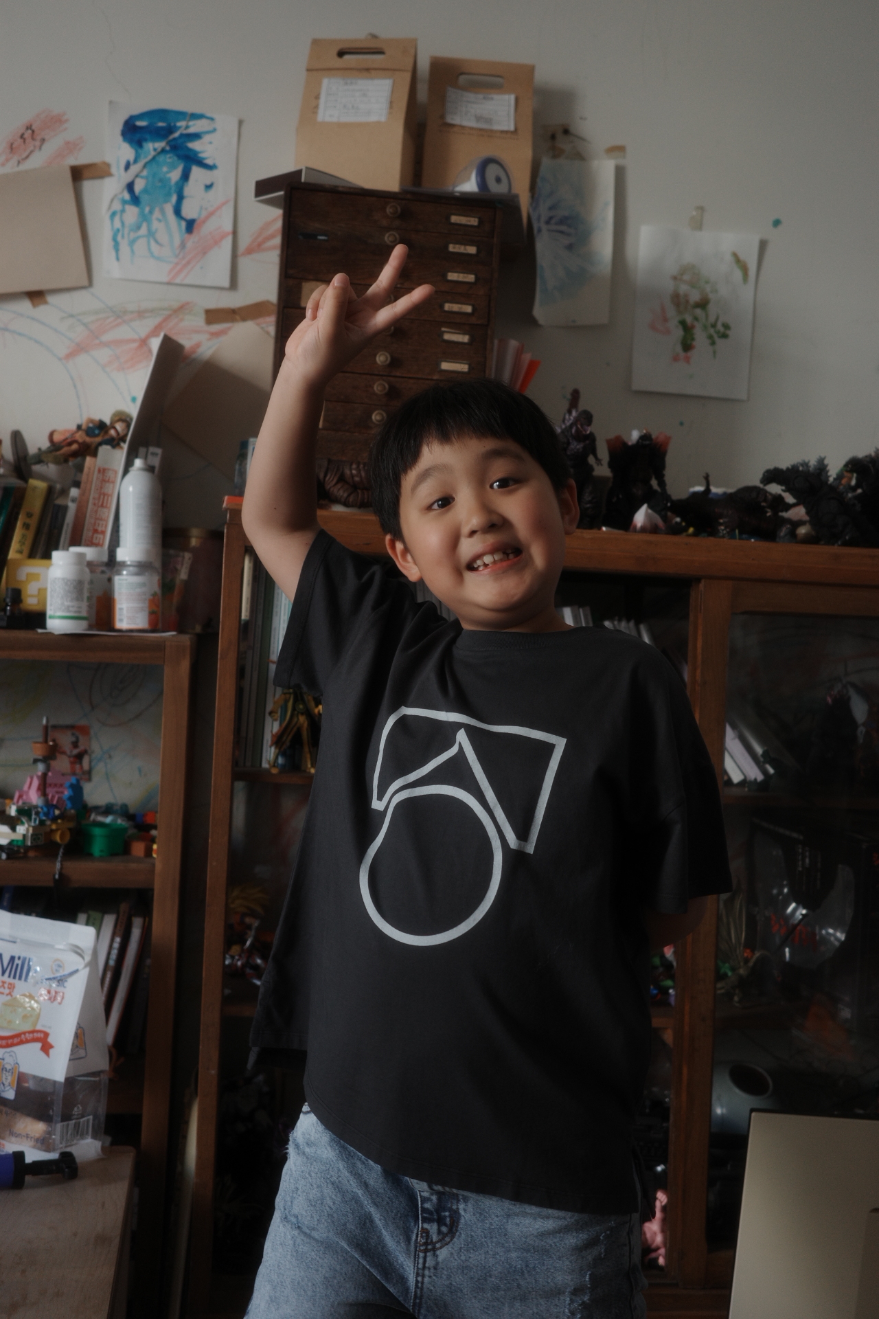 Main Story - Oversized Tee / Dark Shadow Logo – 木吉。