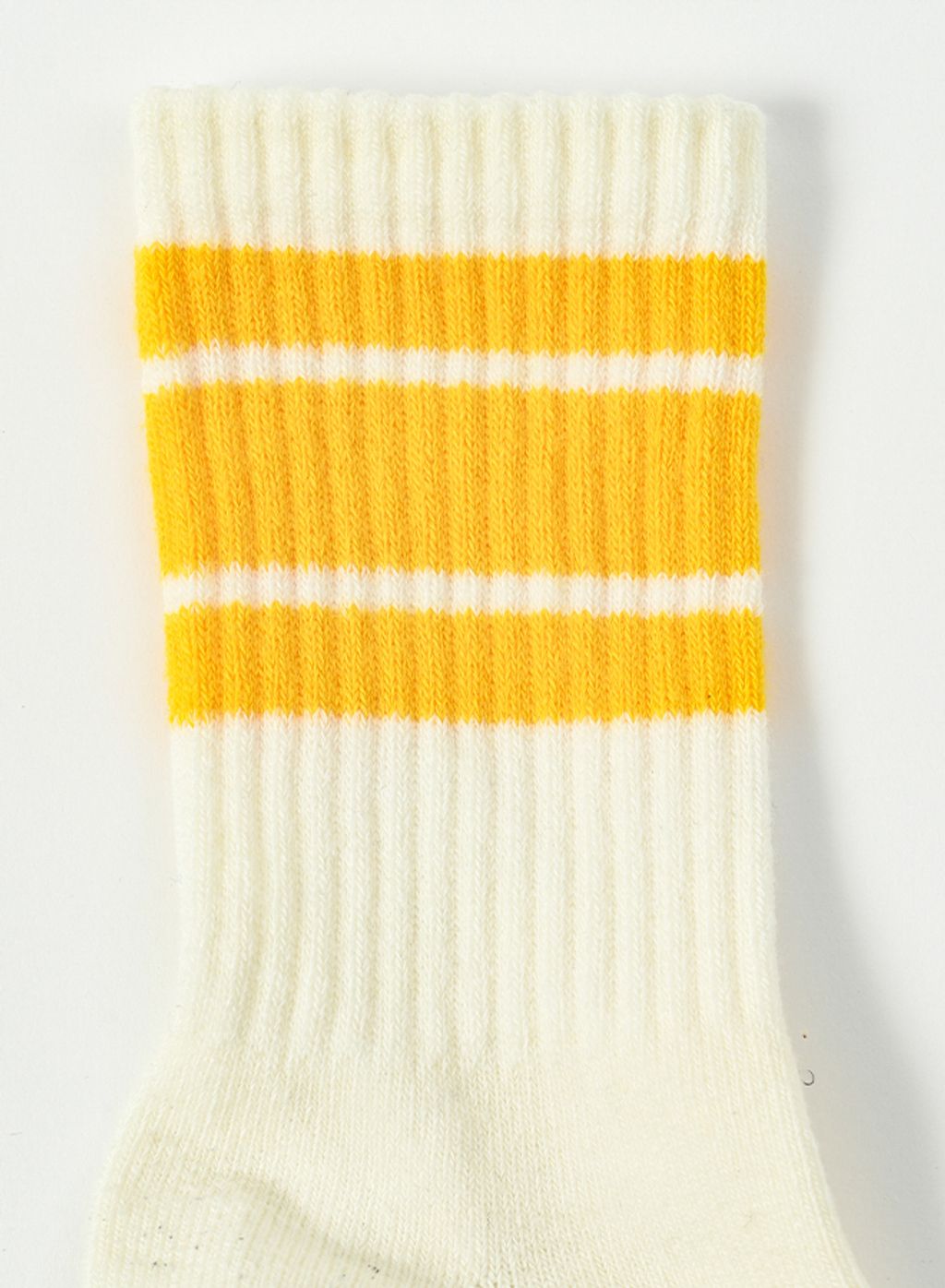 SOX-809_White x Yellow_02