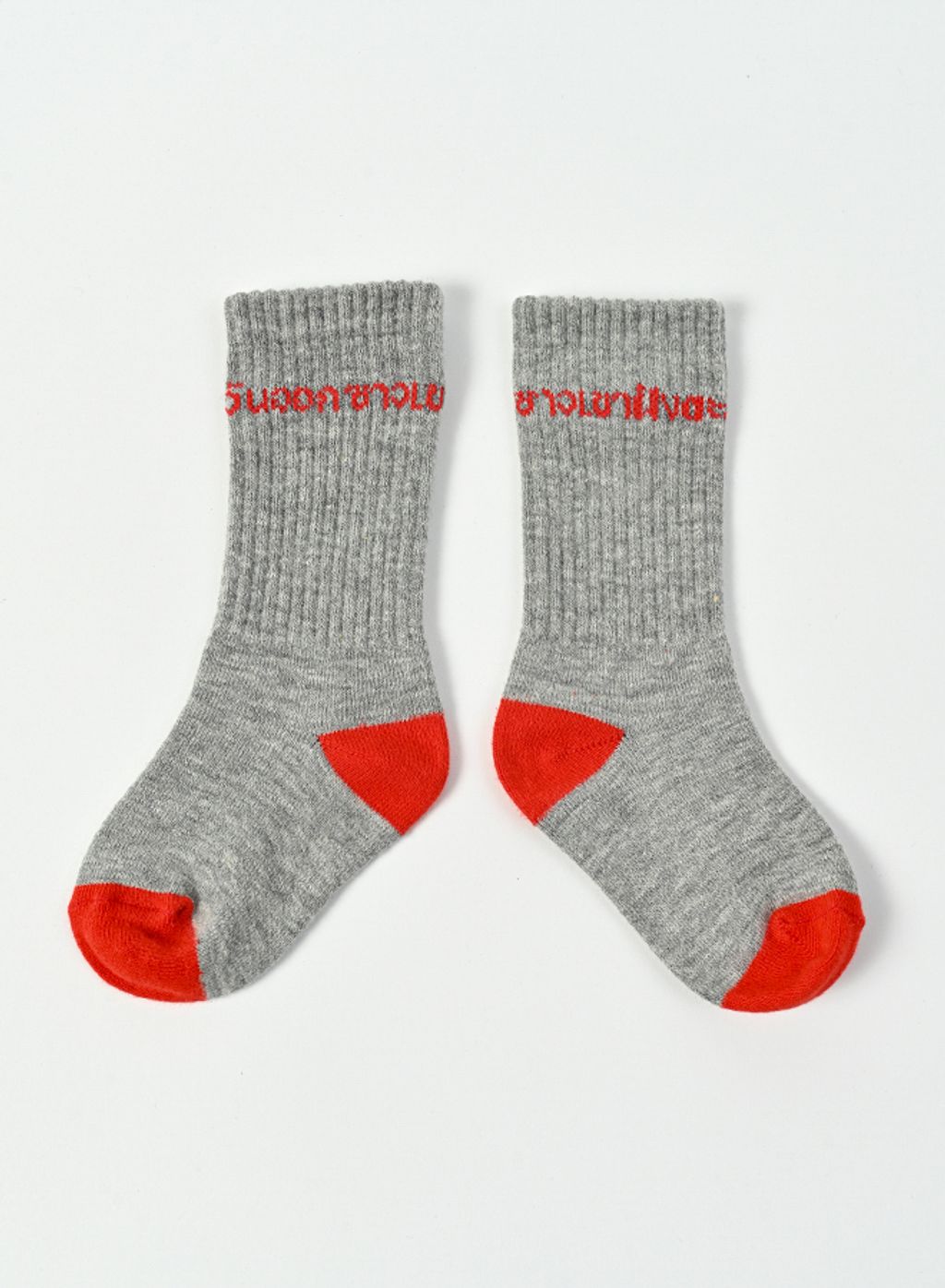 SOX-811_Gray x Red_01
