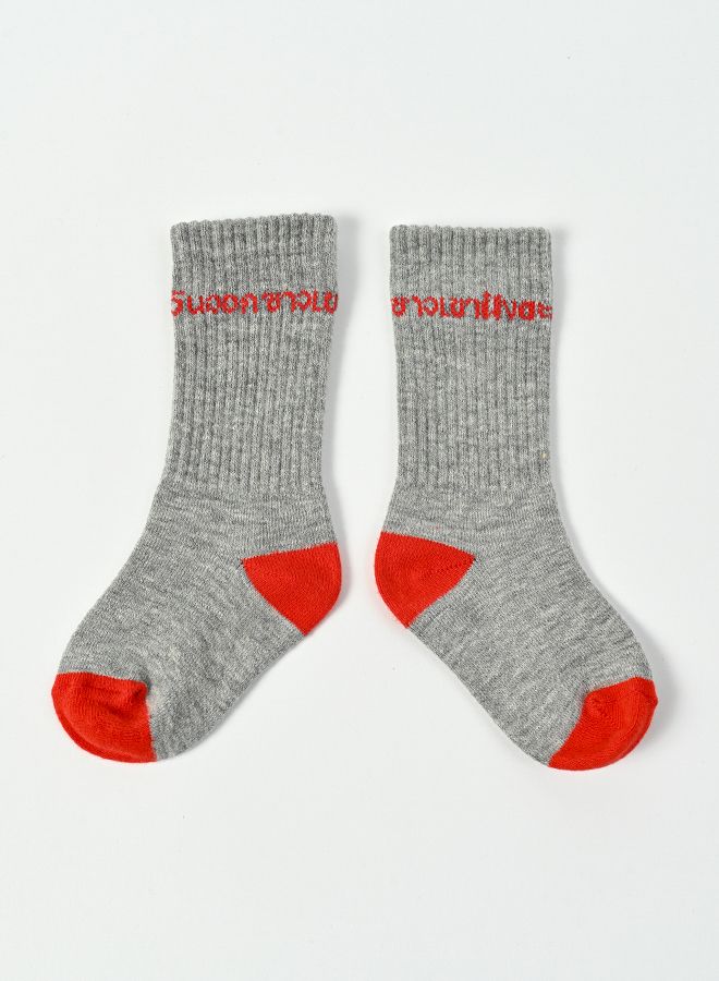 SOX-811_Gray x Red_01