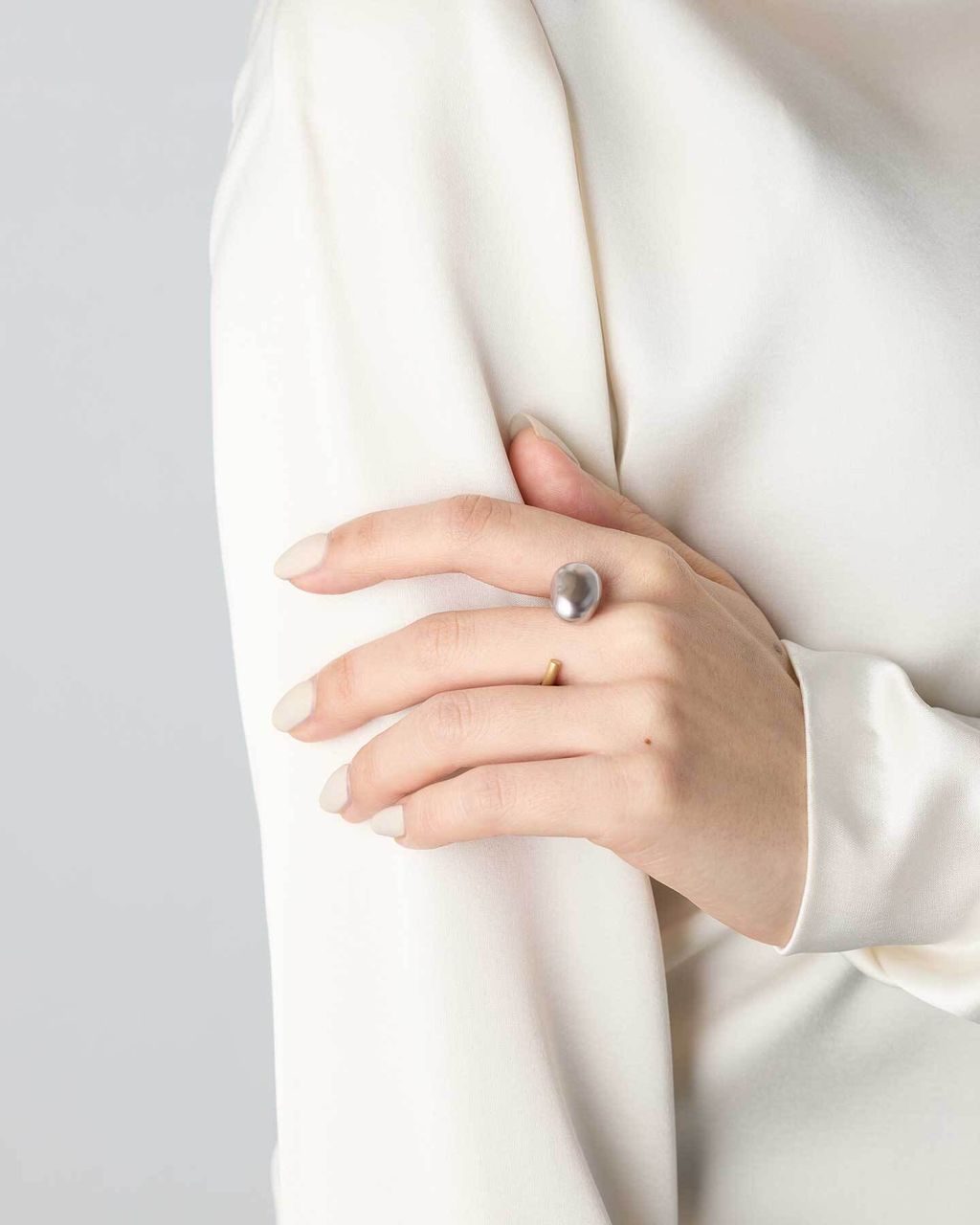 HA501-Harmonia-Ring-G-pearl-Moon-4