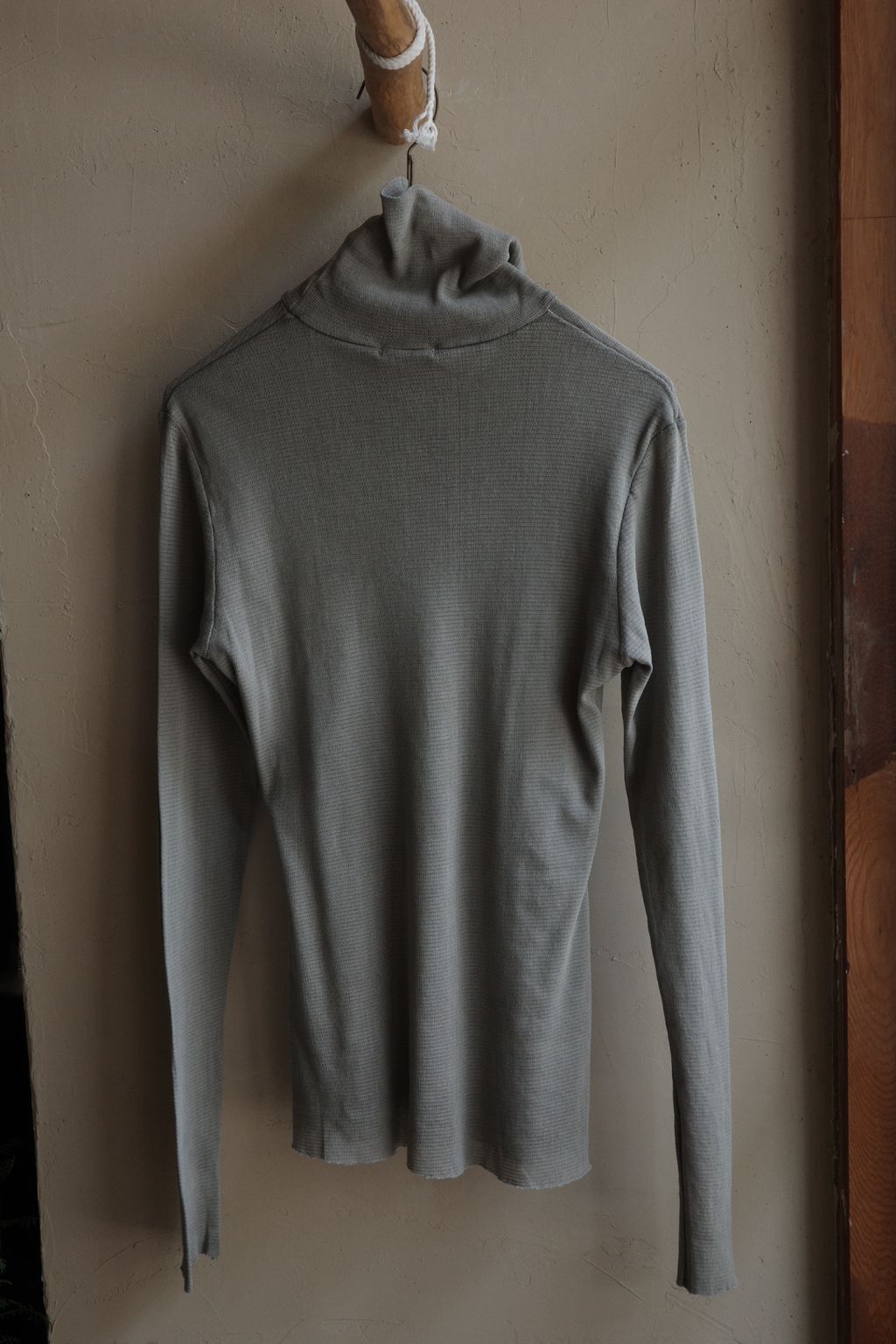 R0013570
