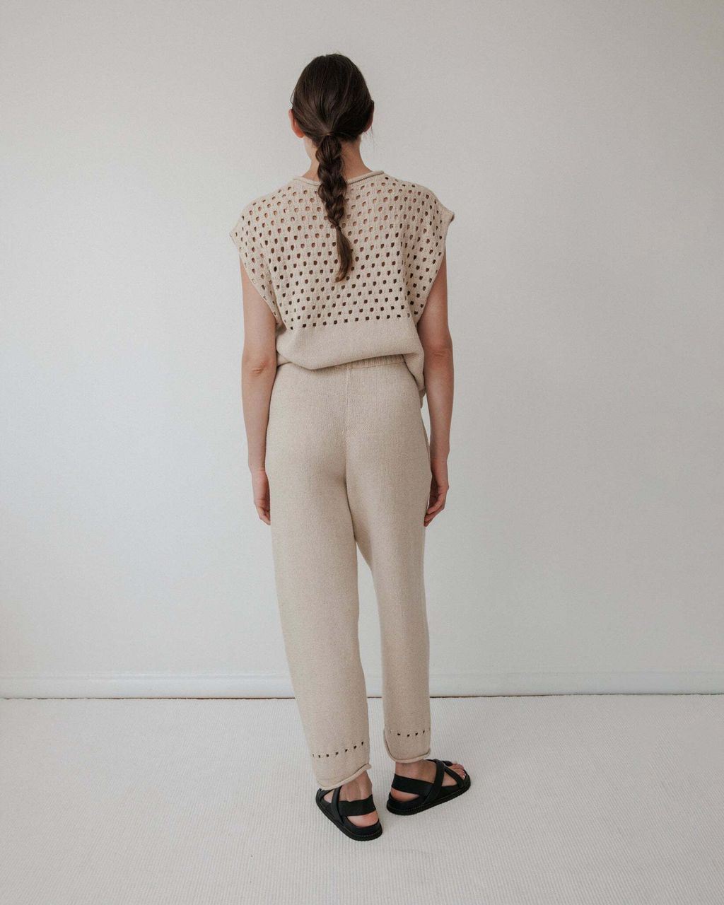 WolHideSS25_Tan_pointelle_2127_LR_301c4ca1-a9f4-4df9-a4f8-1325721383f8