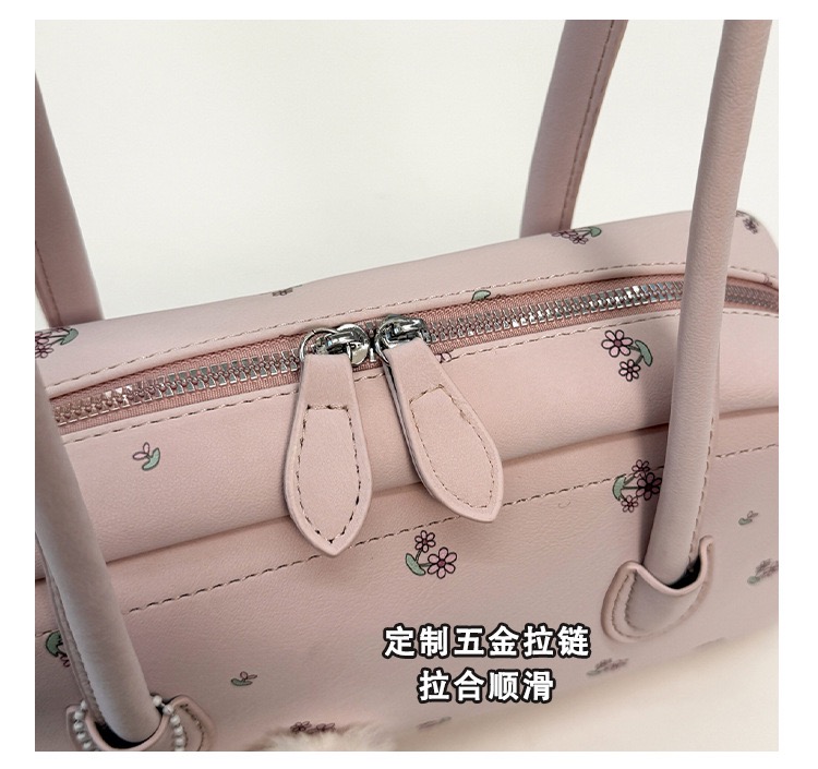 DD92E60E-895D-43BC-8E65-8F263E138C1B