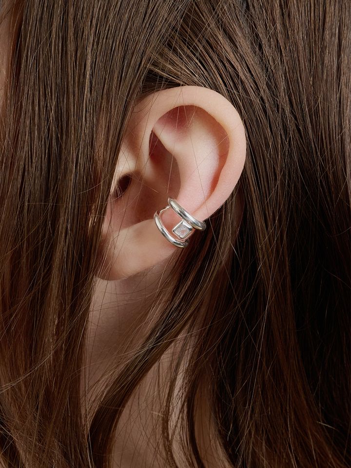 032452815_1