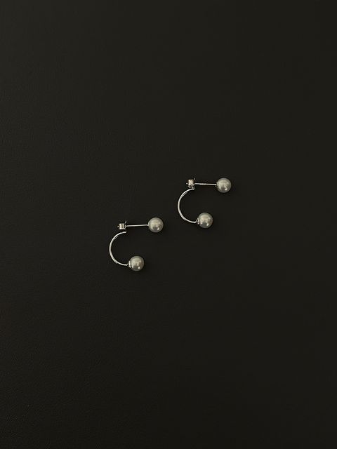 Arch Pearl Earrings