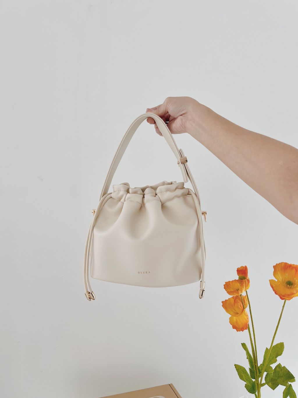 9066B806-47A6-4F5C-9ED1-64F9806881ED