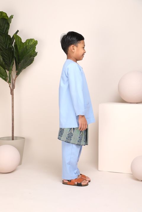 Eloque Aqeel Baju Melayu Powder Blue Right.jpeg