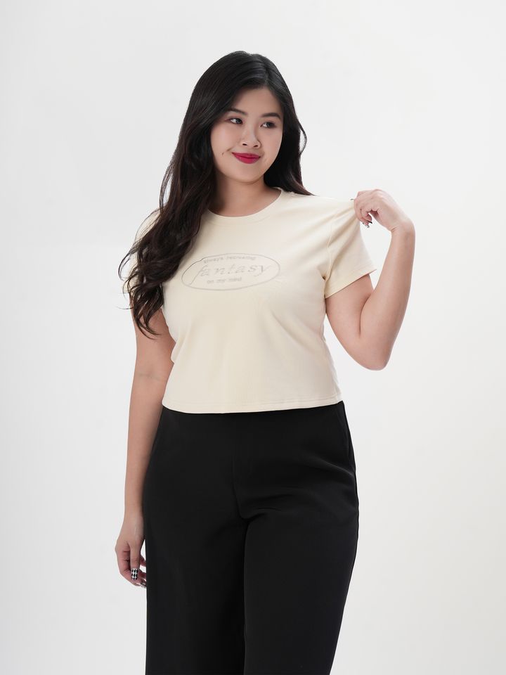 Elegant Fantasy Simple Top – minimalist design with graceful curves for plus-size women.